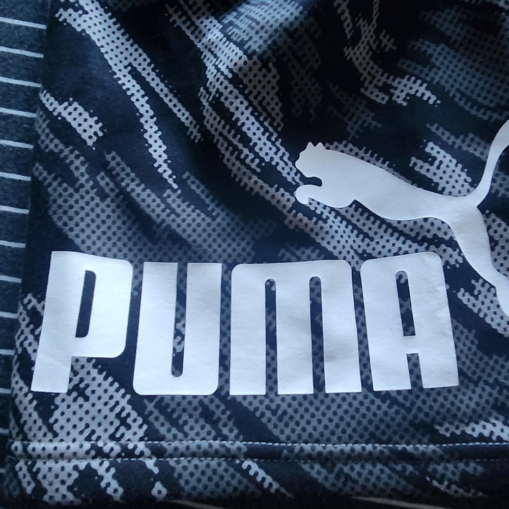 XL NWOT Puma fleece shorts